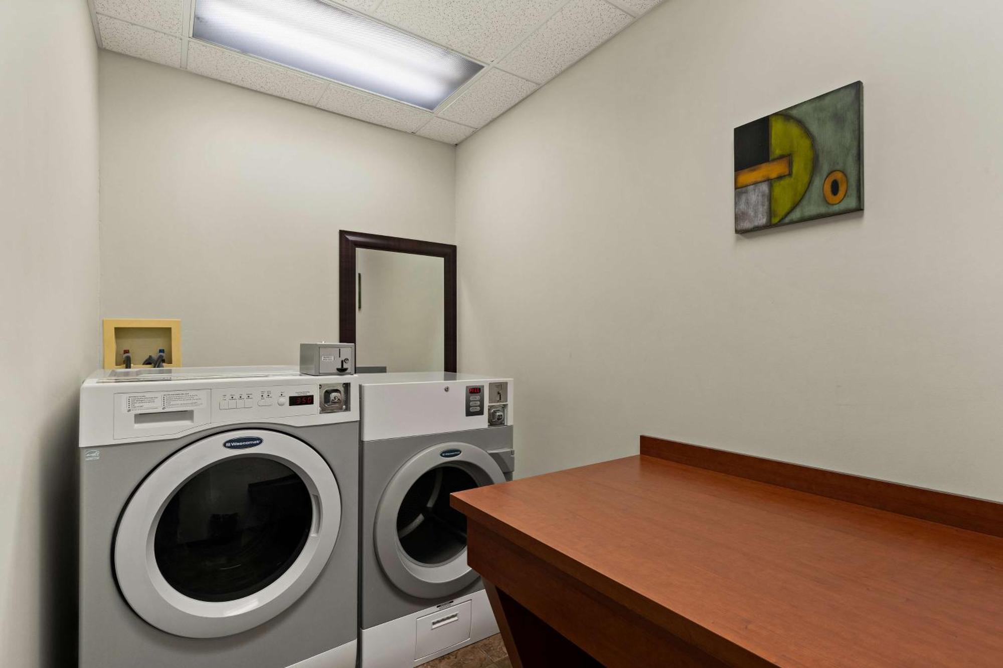 Best Western Plus Orangeville Inn & Suites Εξωτερικό φωτογραφία